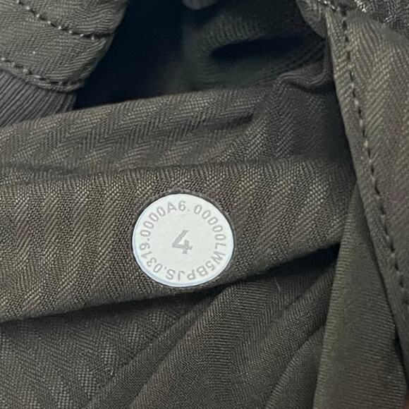 Lululemon Dance Studio Jogger Pull On Pants Olive Green Gym Athletic Size 4 - Picture 3 of 11